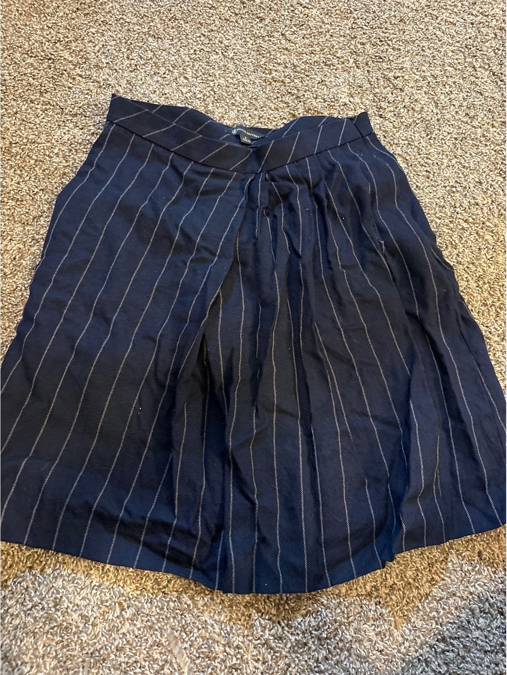 Brooks Brothers Navy Blue Pinstripe Pleated Wool Skirt Size 2 Lined